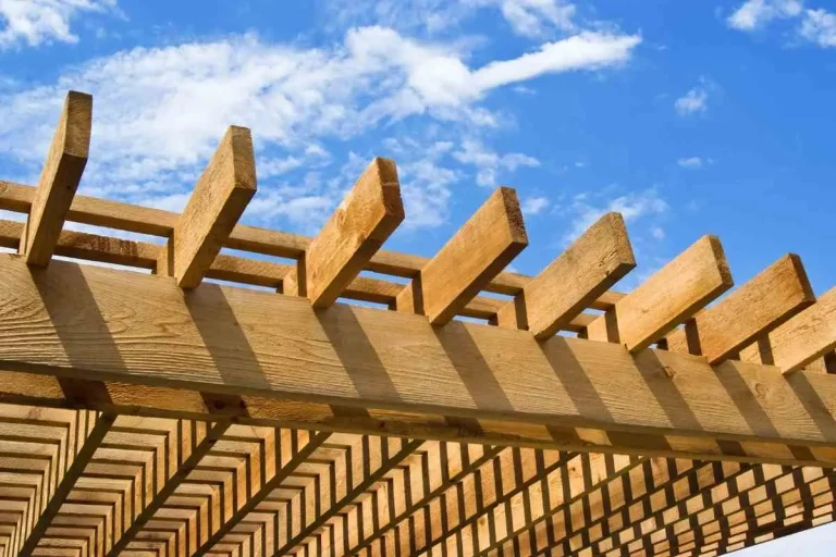 Pergola Aus Vinyl Und Holz Im Vergleich – Welches Material Ist Besser?